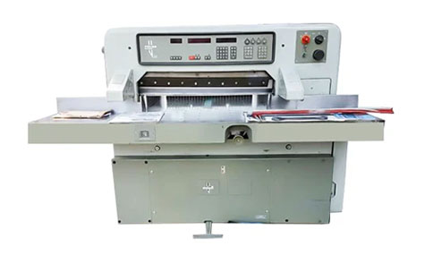 Polar Cutting EMC 115 For commercial booklate and binding